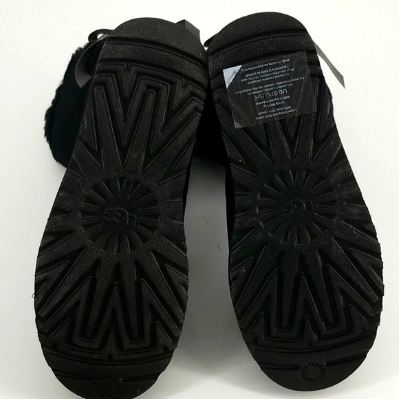 UGG Short Continuity Bow Black Boot for Women Size 6 New in Box - Picture 11 of 13